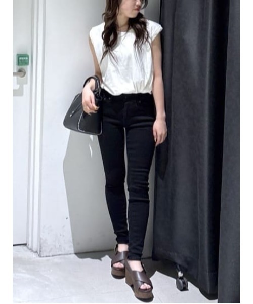 AZUL by moussy（アズールバイマウジー）の「【サイズ,身長別画像あり】AZUL DENIM スキニーデニム（デニムパンツ・レディース・ダークブルー/ライトブルー/ブラック・SMALL/MEDIUM/LARGE/X-LARGE/X-SMALL/XX-SMALL）」の8枚目の写真