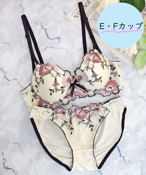 【EFサイズ】★待望のEFサイズ！シックなフラワー刺繍+脇高設計！リボンがキュートさをUP◎
