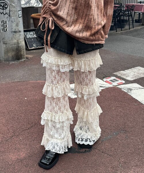 CIAOPANIC（チャオパニック）の「【追加販売】ティアードレースフレアレイヤードフリルパンツ（その他パンツ・レディース・ホワイト/ブラック/アイボリー・SMALL/MEDIUM）」の10枚目の写真