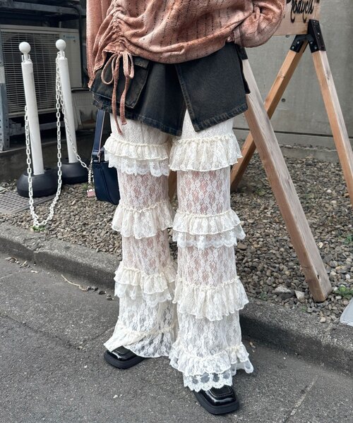 CIAOPANIC（チャオパニック）の「【追加販売】ティアードレースフレアレイヤードフリルパンツ（その他パンツ・レディース・ホワイト/ブラック/アイボリー・SMALL/MEDIUM）」の11枚目の写真