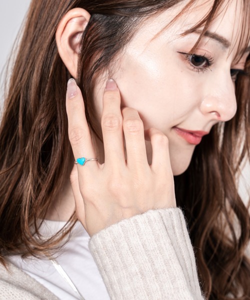 Harpo（アルポ）の「【HARPO】ターコイズ ハートリング　シルバー（リング・レディース・ターコイズブルー・7/6）」の3枚目の写真