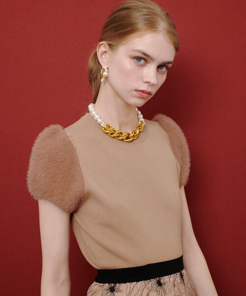 LOULOU WILLOUGHBY - ルルウィルビー フェザースリーブプルオーバー ブラック WEB限定【LOULOU WILLOUGHBY】フェザースリーブプルオーバー（ニット