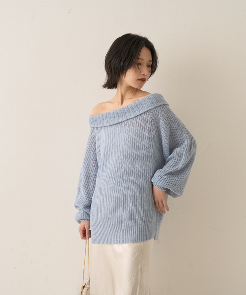 Rouge vif(ルージュヴィフ)の「モヘア混オフショルラメニットプルオーバー(ニット/セーター・レディース・オフホワイト/サックスブルー/グレイッシュベージュ・フリー)」の4枚目の写真