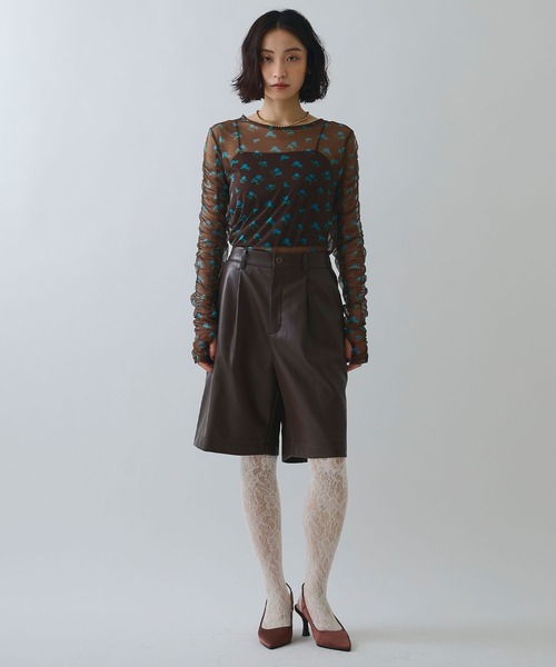 ELLEgirl（エルガール）の「ヴィーガンレザーハーフパンツ（その他パンツ・レディース・ブラック/ブラウン・M/S）」の4枚目の写真