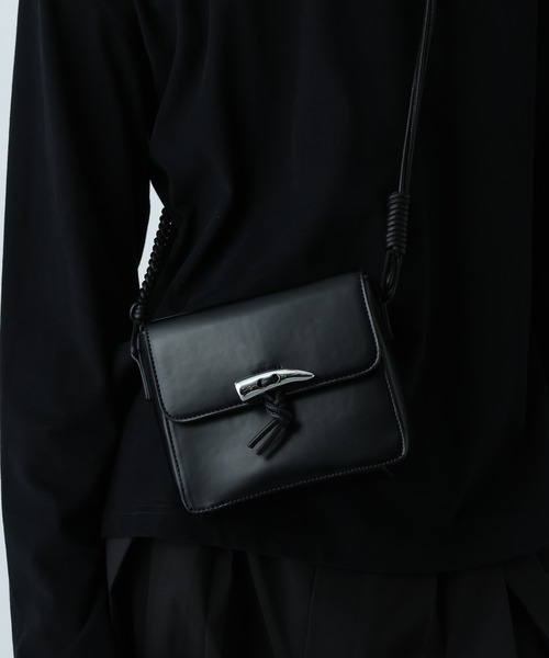 HARE　ショルダーバッグ HARE ショルダーバッグ バッグ カナグデザインバニティ