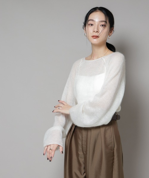 NANO universe(ナノユニバース)の「モヘヤ混天竺シアーニット(ニット/セーター・レディース・チャコール/ピンク/オフホワイト・FREE)」の5枚目の写真