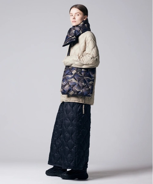 fridge（フリッジ）の「【TAION】タイオン MILITARY CROSS BODY DOWN BAG-MEDIUM＜MILITARY／SOFT SHELL＞ TAION-BG05ALSML-M（ショルダーバッグ・メンズ・オフホワイト/その他/ブラック/グリーン/ベージュ・ONESIZE）」の5枚目の写真