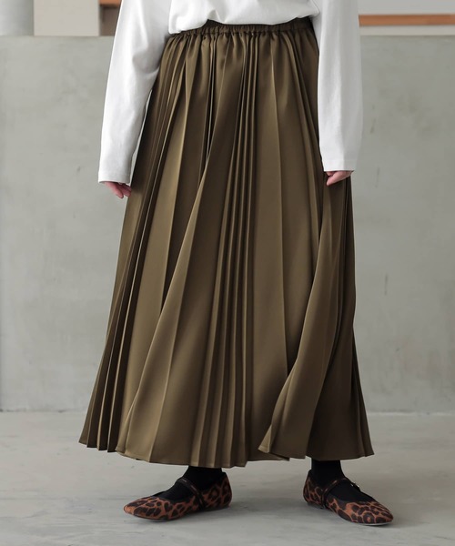 n'OrLABEL（ノアールレーベル）の「『サテンランダムプリーツスカート』（スカート・レディース・カーキ/テラコッタ・FREE）」の21枚目の写真