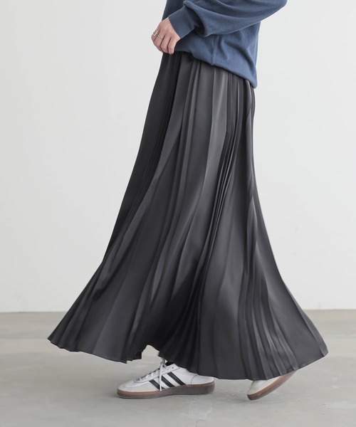 n'OrLABEL（ノアールレーベル）の「『サテンランダムプリーツスカート』（スカート・レディース・カーキ/テラコッタ・FREE）」の17枚目の写真