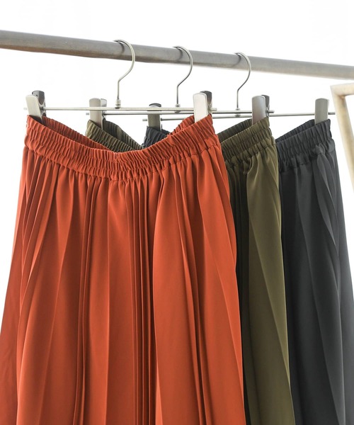 サテンランダムプリーツスカート』（スカート）｜n'OrLABEL（ノアール