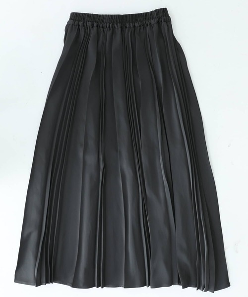 n'OrLABEL（ノアールレーベル）の「『サテンランダムプリーツスカート』（スカート・レディース・カーキ/テラコッタ・FREE）」の6枚目の写真