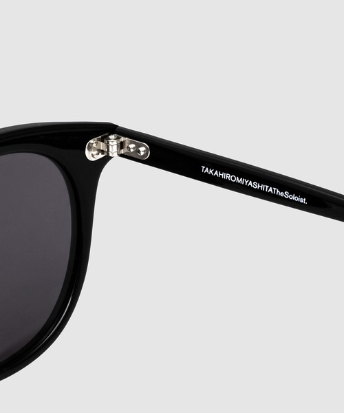 TAKAHIROMIYASHITATheSoloIst.（タカヒロミヤシタザソロイスト）の「john Ⅲ.（サングラス・メンズ・ブラック/クリア/イエロー・ONE SIZE）」の5枚目の写真