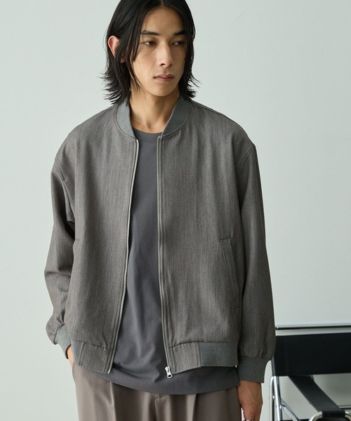 EMMA CLOTHES（エマクローズ）の「【セットアップ対応】TRストレッチ ルーズシルエット ミリタリーリブブルゾン（ブルゾン・メンズ・グレイッシュベージュ/ミックスグレー/ブラック/ダークグレー・L/M/S）」の5枚目の写真