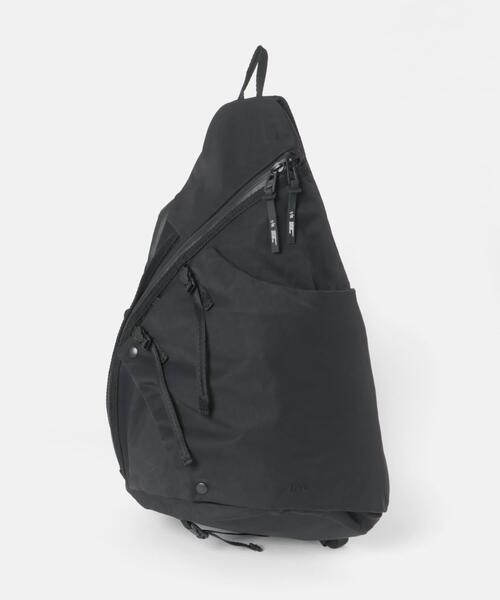F/CE. TEXTURED TWILL 3POINTS SLINGER BAG