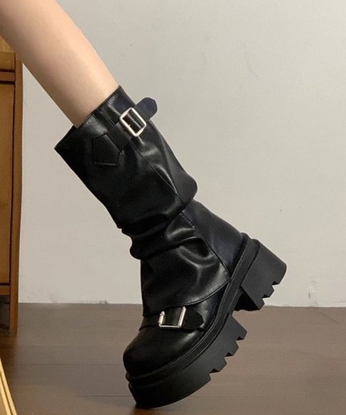 WESTSEA(ウエストシー)の「ベルト付き くしゅくしゅミドルブーツ(ブーツ・レディース・ブラック/ブラウン・23㎝/23.5㎝/24㎝/24.5㎝/25㎝)」の5枚目の写真
