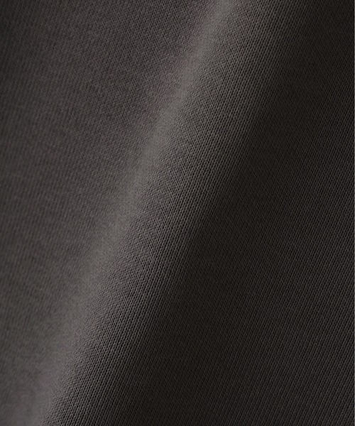 N.（N. Natural Beauty Basic）（エヌエヌナチュラルビューティーベーシック）の「レタリングオーバースウェット（スウェット・レディース・バーガンディー/ヘザーグレー/チャコールグレー・MEDIUM）」の5枚目の写真