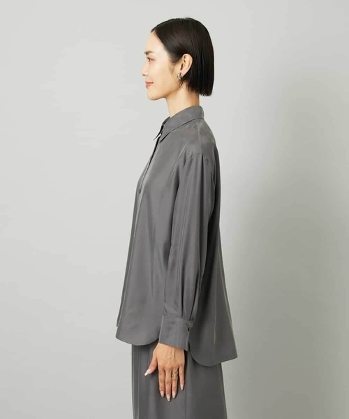 MICHEL KLEIN（ミッシェル・クラン）の「[セットアップ対応]とろみシャツ（シャツ/ブラウス・レディース・ベージュ/チャコールグレー・38）」の5枚目の写真