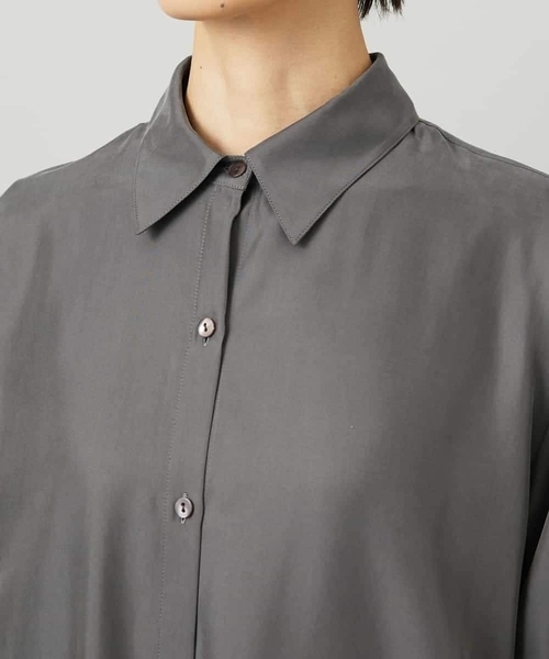 MICHEL KLEIN（ミッシェル・クラン）の「[セットアップ対応]とろみシャツ（シャツ/ブラウス・レディース・ベージュ/チャコールグレー・38）」の7枚目の写真
