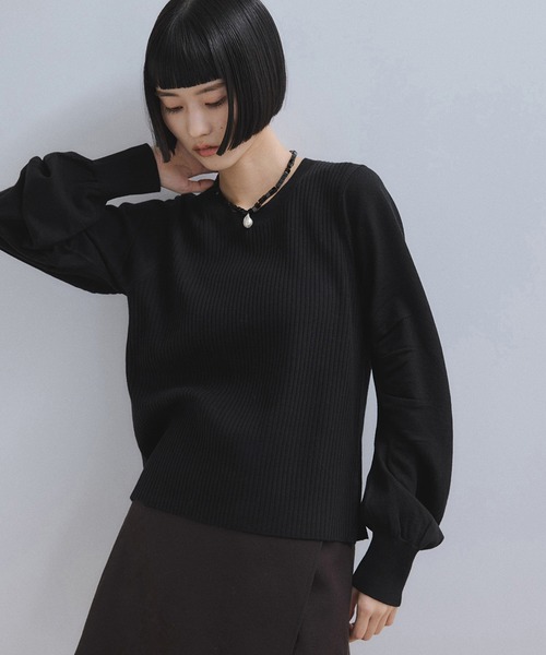 ADAM ET ROPE'(アダムエロペ)の「【WEB限定】・【サステナブル】ニュアンススリーブニットプルオーバー(ニット/セーター・レディース・ブラック/グレー/ダークブラウン・FREE)」の20枚目の写真