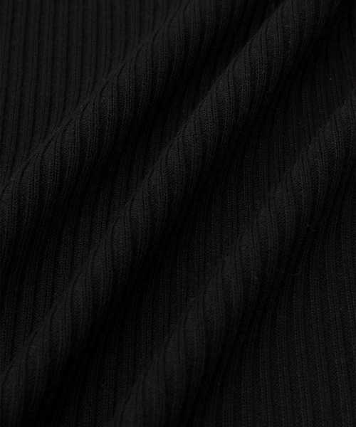 ADAM ET ROPE'(アダムエロペ)の「【WEB限定】・【サステナブル】ニュアンススリーブニットプルオーバー(ニット/セーター・レディース・ブラック/グレー/ダークブラウン・FREE)」の6枚目の写真