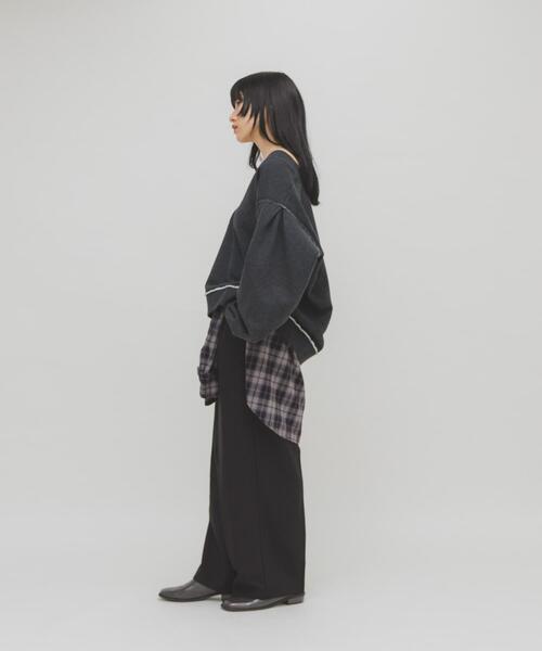 KBF（ケイビーエフ）の「2WAYルーズスウェット（Tシャツ/カットソー・レディース・ベージュ/ベージュ系その他/チャコールグレー・ONE）」の6枚目の写真