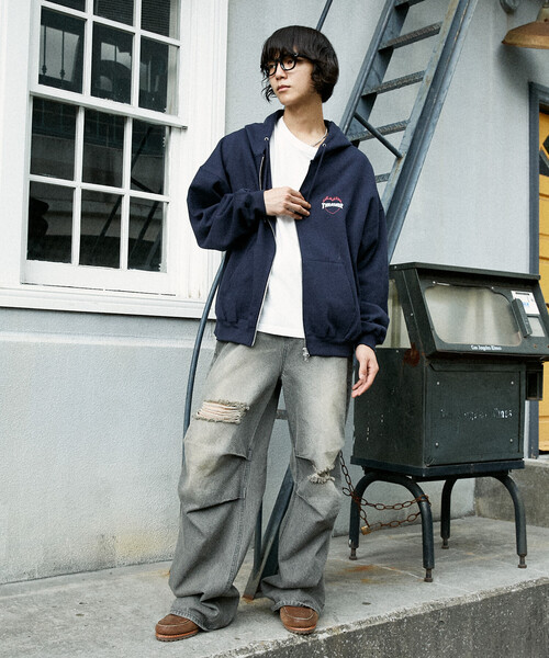 THRASHER（スラッシャー）の「THRASHER/スラッシャー 別注 HEART LOGO ZIP PARKA(限定展開)（パーカー・メンズ・チャコールグレー/ライトグレー/ネイビー・MEDIUM/LARGE/SMALL）」の8枚目の写真
