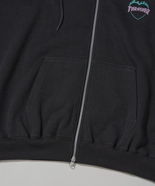 THRASHER（スラッシャー）の「THRASHER/スラッシャー 別注 HEART LOGO ZIP PARKA(限定展開)（パーカー・メンズ・チャコールグレー/ライトグレー/ネイビー・MEDIUM/LARGE/SMALL）」の11枚目の写真