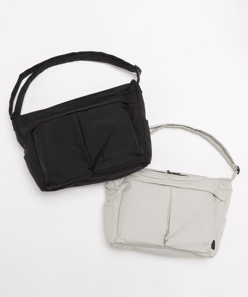 SML(エスエムエル)の「HELMET SHOULDER BAG M / ヘルメット ショルダーバッグ(ショルダーバッグ・レディース・ブラック/ライトグレー・FREE)」の7枚目の写真