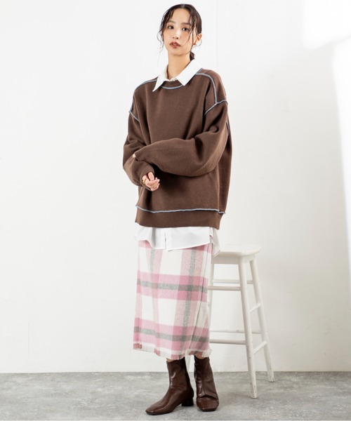 MILLION CARATS（ミリオンカラッツ）の「【シャギーチェックで華やぎUP】大きめチェックで着映え力抜群！体型カバーも叶う大人のツイードスカート後ろゴム仕様でストレスフリー、裾フリンジがさりげない抜け感を演出。オフィスにも休日にもOK、華やかシルエットが嬉しい秋冬の優秀アイテム（スカート・レディース・オフホワイト/ピンク/ベージュ・FREE）」の12枚目の写真
