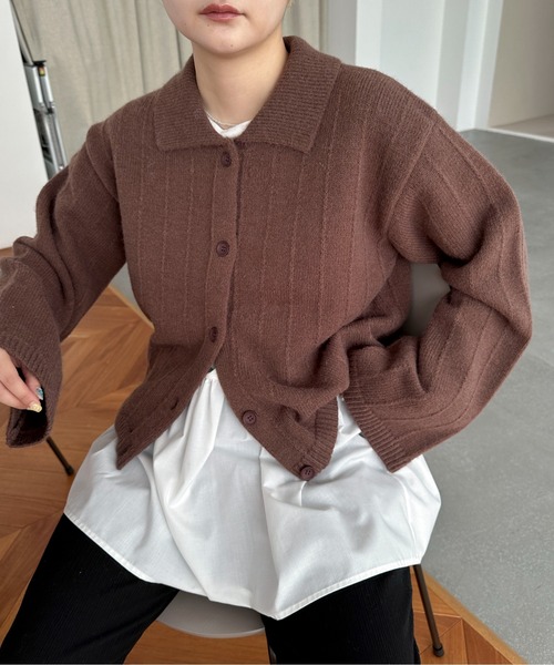 PILIT(ピリット)の「衿付き ルーズカーディガン(カーディガン/ボレロ・レディース・ブラウン/レッド/チャコールグレー/クリーム・MEDIUM)」の5枚目の写真