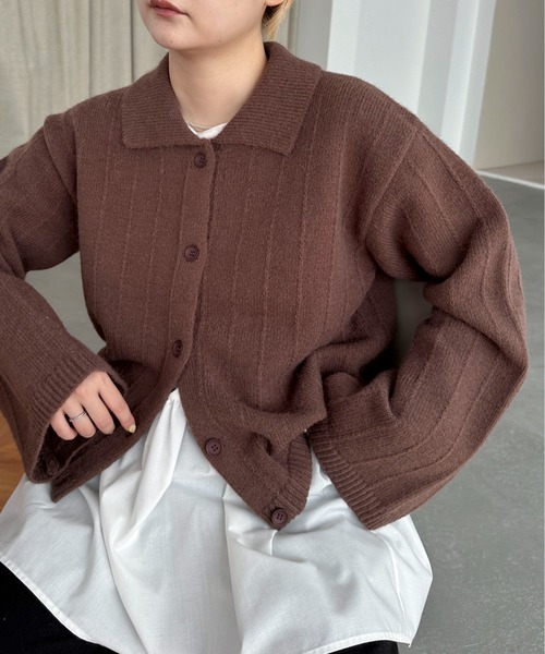 PILIT(ピリット)の「衿付き ルーズカーディガン(カーディガン/ボレロ・レディース・ブラウン/レッド/チャコールグレー/クリーム・MEDIUM)」の6枚目の写真