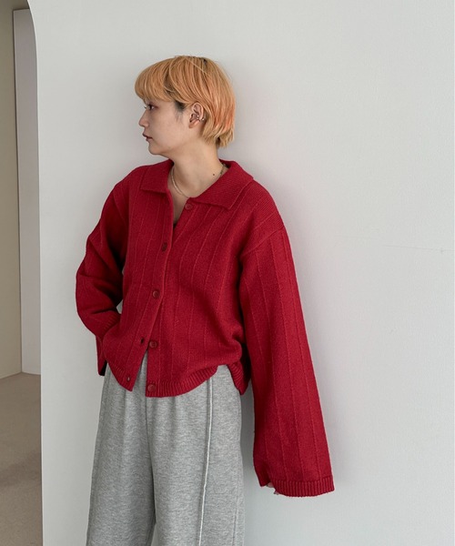 PILIT(ピリット)の「衿付き ルーズカーディガン(カーディガン/ボレロ・レディース・ブラウン/レッド/チャコールグレー/クリーム・MEDIUM)」の19枚目の写真