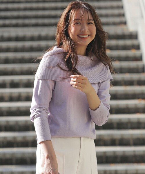 ANY SIS(エニィスィス)の「オフショルダー ニット(ニット/セーター・レディース・ライラック系/ブラック系/アイボリー系・X-SMALL)」の3枚目の写真
