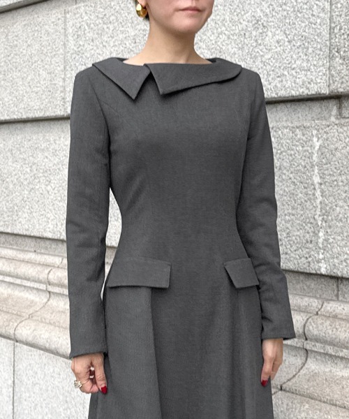 JENNE(ジェンヌ)の「アシンメトリーワンピース(ワンピース・レディース・ブラック/グレー・SMALL/MEDIUM/LARGE)」の16枚目の写真