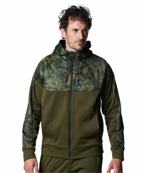 UNDER ARMOUR(アンダーアーマー)の「UAアーマーフリース カモ フルジップ フーディー(トレーニング/メンズ)(スウェット・メンズ・グリーン系・L/S/XL/M/2XL/3XL)」の1枚目の写真