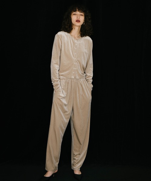 HANNE（アン）の「シャイニードットベロアカーディガン（カーディガン/ボレロ・レディース・ベージュ/ブラック/グレー・FREE）」の7枚目の写真