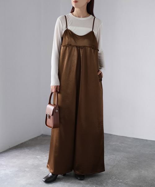 Riberry（リベリー）の「サテンキャミオールインワン（つなぎ/オールインワン・レディース・グレイッシュベージュ/ブラック/ブラウン・FREE）」の18枚目の写真