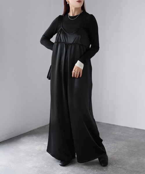 Riberry（リベリー）の「サテンキャミオールインワン（つなぎ/オールインワン・レディース・グレイッシュベージュ/ブラック/ブラウン・FREE）」の13枚目の写真