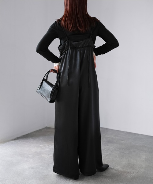 Riberry（リベリー）の「サテンキャミオールインワン（つなぎ/オールインワン・レディース・グレイッシュベージュ/ブラック/ブラウン・FREE）」の16枚目の写真