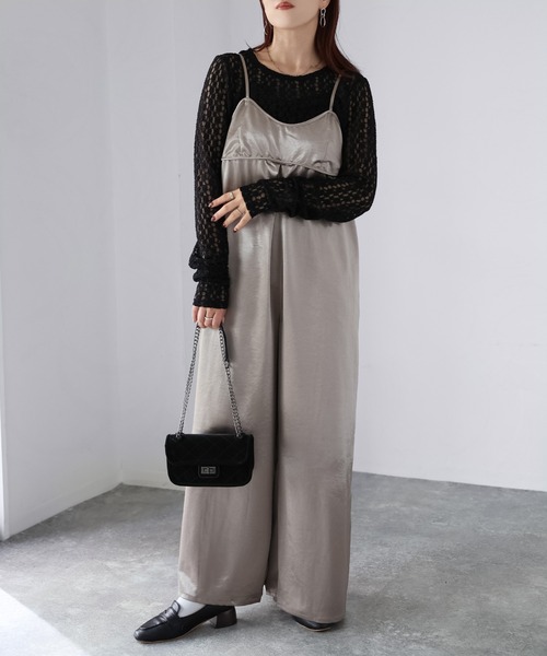 Riberry（リベリー）の「サテンキャミオールインワン（つなぎ/オールインワン・レディース・グレイッシュベージュ/ブラック/ブラウン・FREE）」の11枚目の写真