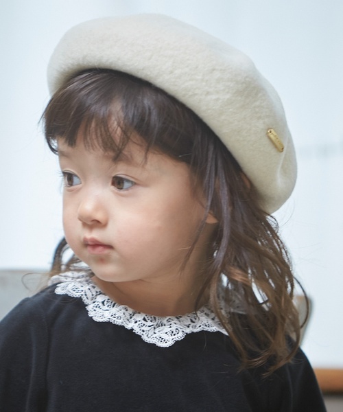 petit main（プティマイン）の「ベレー帽（ハンチング/ベレー帽・キッズ・モカ/ブラック/レッド/アイボリー・54cm/52cm/50cm）」の11枚目の写真