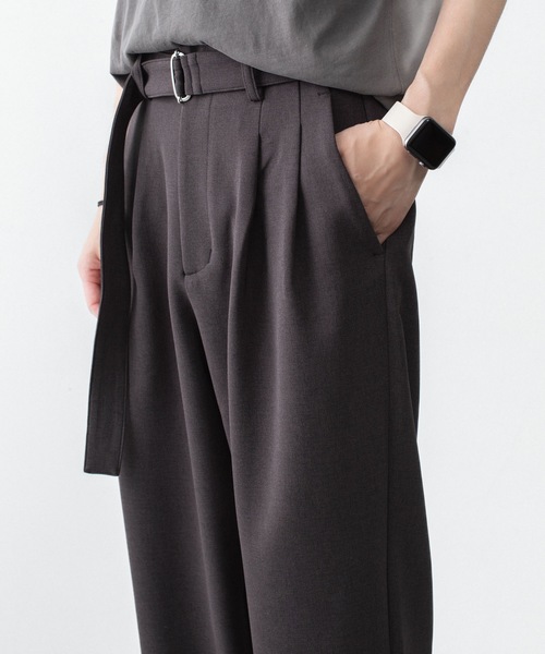 ATTACHMENT(アタッチメント)の「PE ストレッチ ダブルクロス ベルテッド ワイドテーパードトラウザーズ / PE STRETCH DOUBLE CLOTH BELTED WIDE TAPERED TROUSERS(スラックス・メンズ・ダークブラウン/ライトグレー/ブラック・2/1/3)」の18枚目の写真