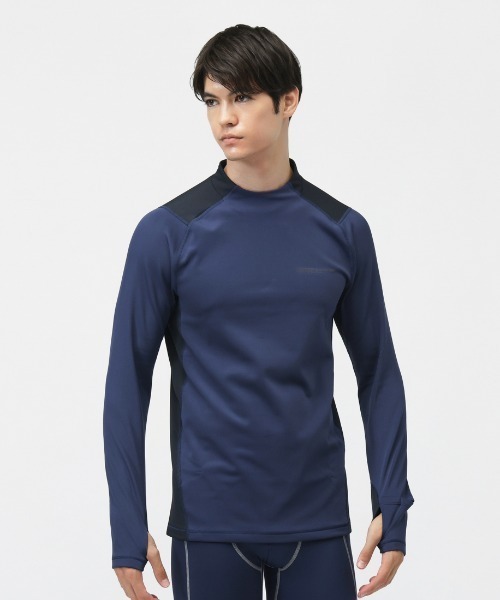 UNDER ARMOUR（アンダーアーマー）の「アンダーアーマー  UAコールドウェザー プロ ロングスリーブ モックネック シャツ（シャツ/ブラウス・メンズ・ブラック/ネイビー・LL/3L/S/M/L）」の2枚目の写真