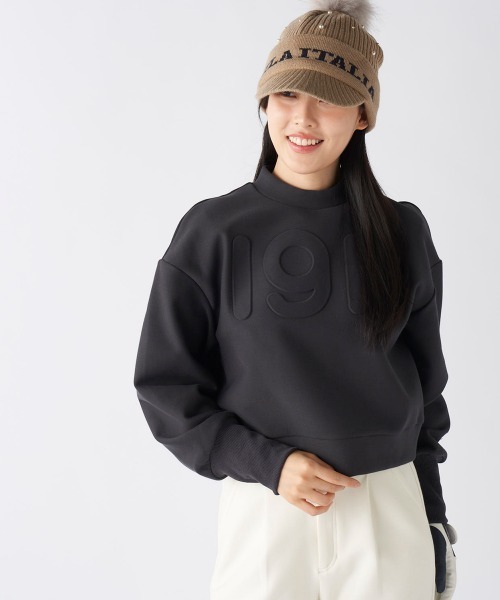 FILA GOLF(フィラゴルフ )の「【FILA GOLF:フィラゴルフ】レディースショート丈ププルオーバースウェット ゴルフ UVカット 保温機能(スウェット・レディース・ブラック/オフホワイト/グレー・MEDIUM/SMALL/LARGE/X-LARGE)」の7枚目の写真