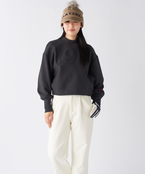 FILA GOLF(フィラゴルフ )の「【FILA GOLF:フィラゴルフ】レディースショート丈ププルオーバースウェット ゴルフ UVカット 保温機能(スウェット・レディース・ブラック/オフホワイト/グレー・MEDIUM/SMALL/LARGE/X-LARGE)」の8枚目の写真