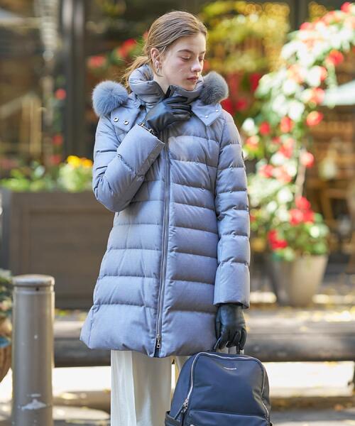 DRESSTERIOR（ドレステリア）の「【CLASSY.12月号掲載/フード＆ファー取り外し可】ブルーFOXファー ホワイトグースダウン（ダウンジャケット/コート・レディース・グレー/ブラック・40/38/36/34）」の21枚目の写真