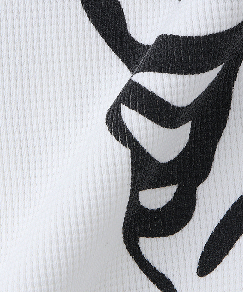 VANSON（ヴァンソン）の「VANSON / ヴァンソン Thermal LS-T（Tシャツ/カットソー・メンズ・ブラック/ホワイト・MEDIUM/LARGE/X-LARGE）」の7枚目の写真