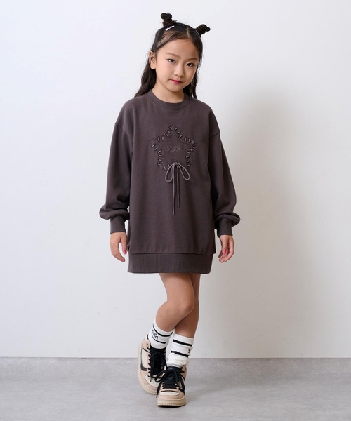 X-girl Stages(エックスガールステージス)の「スターレースアップスウェットワンピース(ワンピース・キッズ・マジェンタ/チャコール・140cm/120cm/130cm/90cm/100cm/110cm)」の19枚目の写真