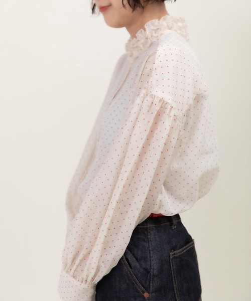 Dot＆Stripes CHILD WOMAN（ドットアンドストライプス　チャイルドウーマン）の「シアードットプリント 2段フリル襟ブラウス（シャツ/ブラウス・レディース・アイボリー・FREE）」の4枚目の写真