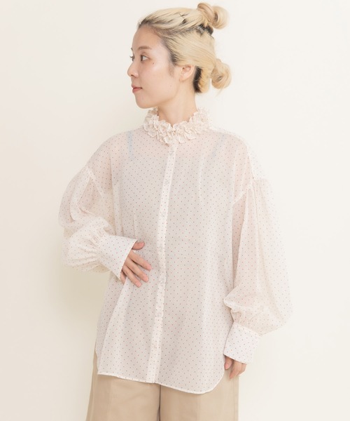 Dot＆Stripes CHILD WOMAN（ドットアンドストライプス　チャイルドウーマン）の「シアードットプリント 2段フリル襟ブラウス（シャツ/ブラウス・レディース・アイボリー・FREE）」の11枚目の写真